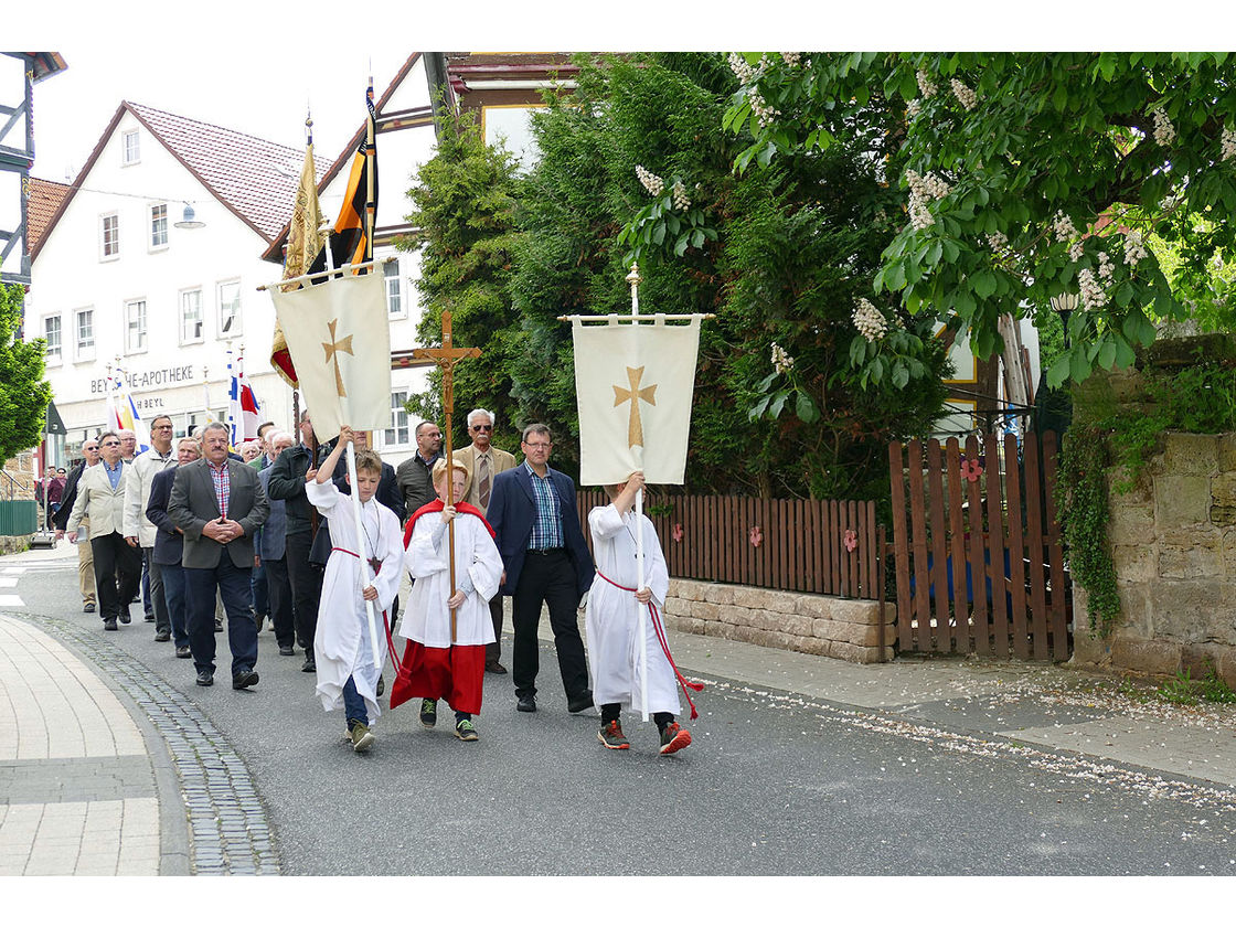 Bittprozession an Christi Himmelfahrt (Foto: Karl-Franz Thiede)